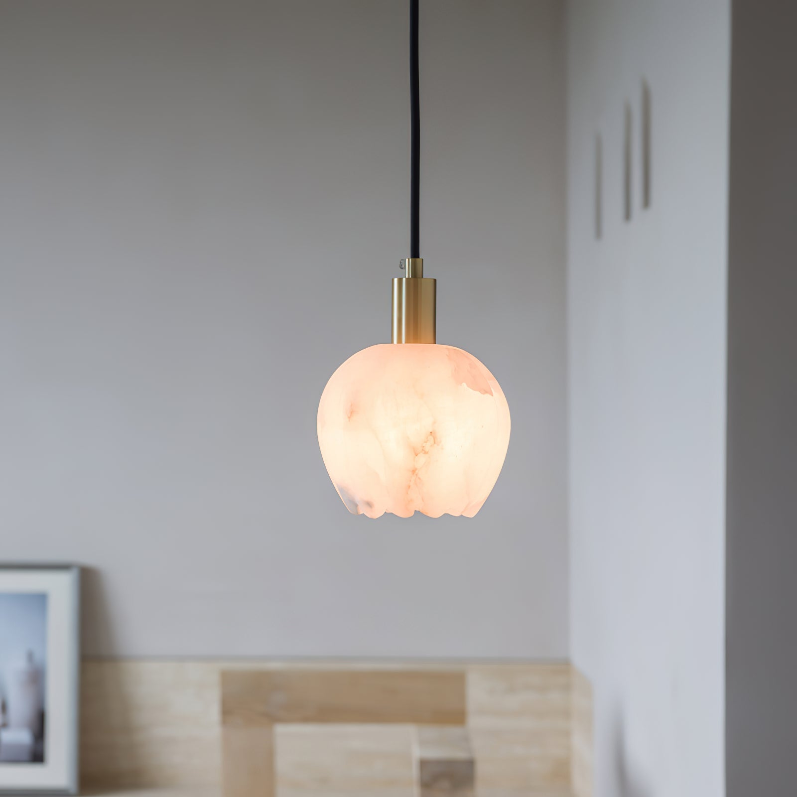 Lilin Alabaster Pendant Light - Zonesus