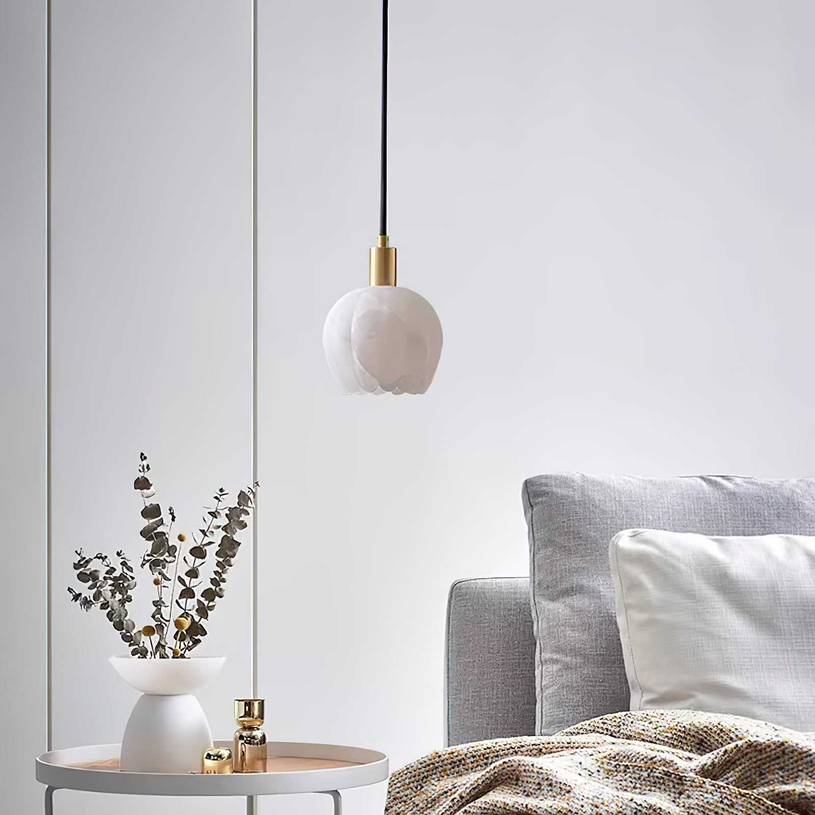 Lilin Alabaster Pendant Light - Zonesus