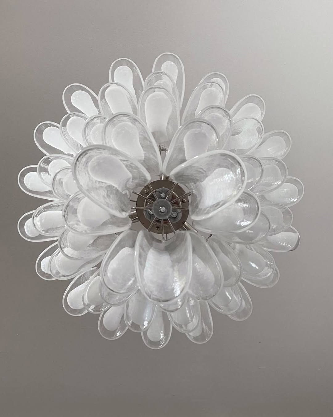 Murano Chandelier – 75 petals – Transparent - Zonesus