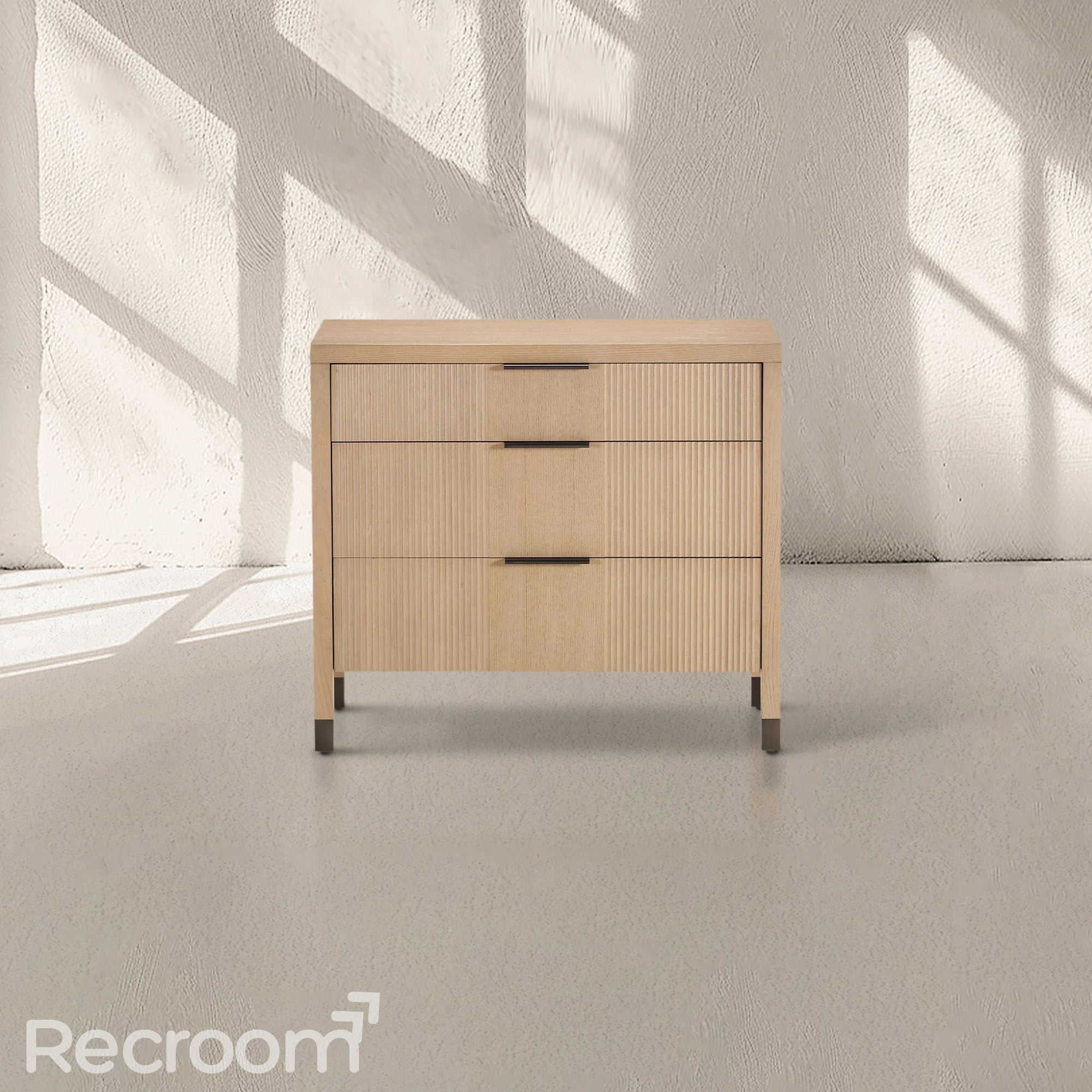 Vurmo Three-Drawer Chest - Zonesus