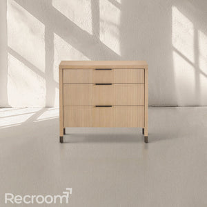 Vurmo Three-Drawer Chest - Zonesus