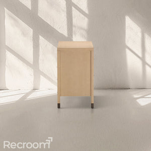 Vurmo Three-Drawer Chest - Zonesus