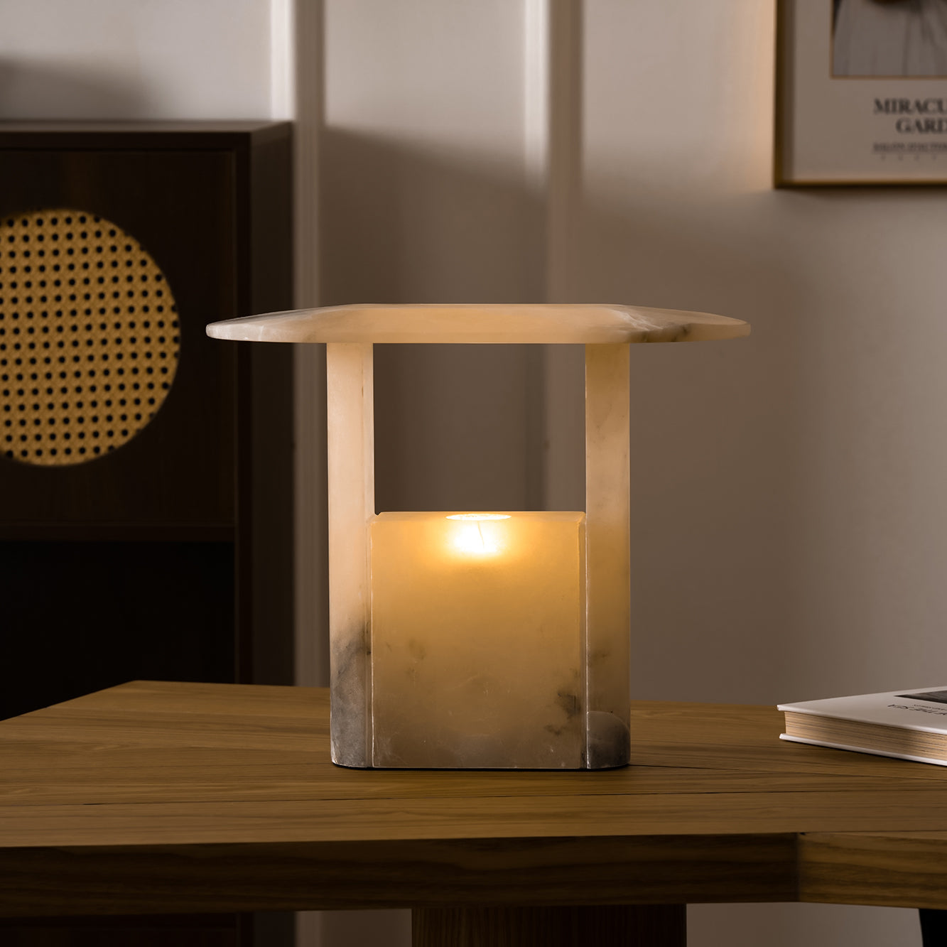 Pagoda Alabaster Table Lamp - Zonesus