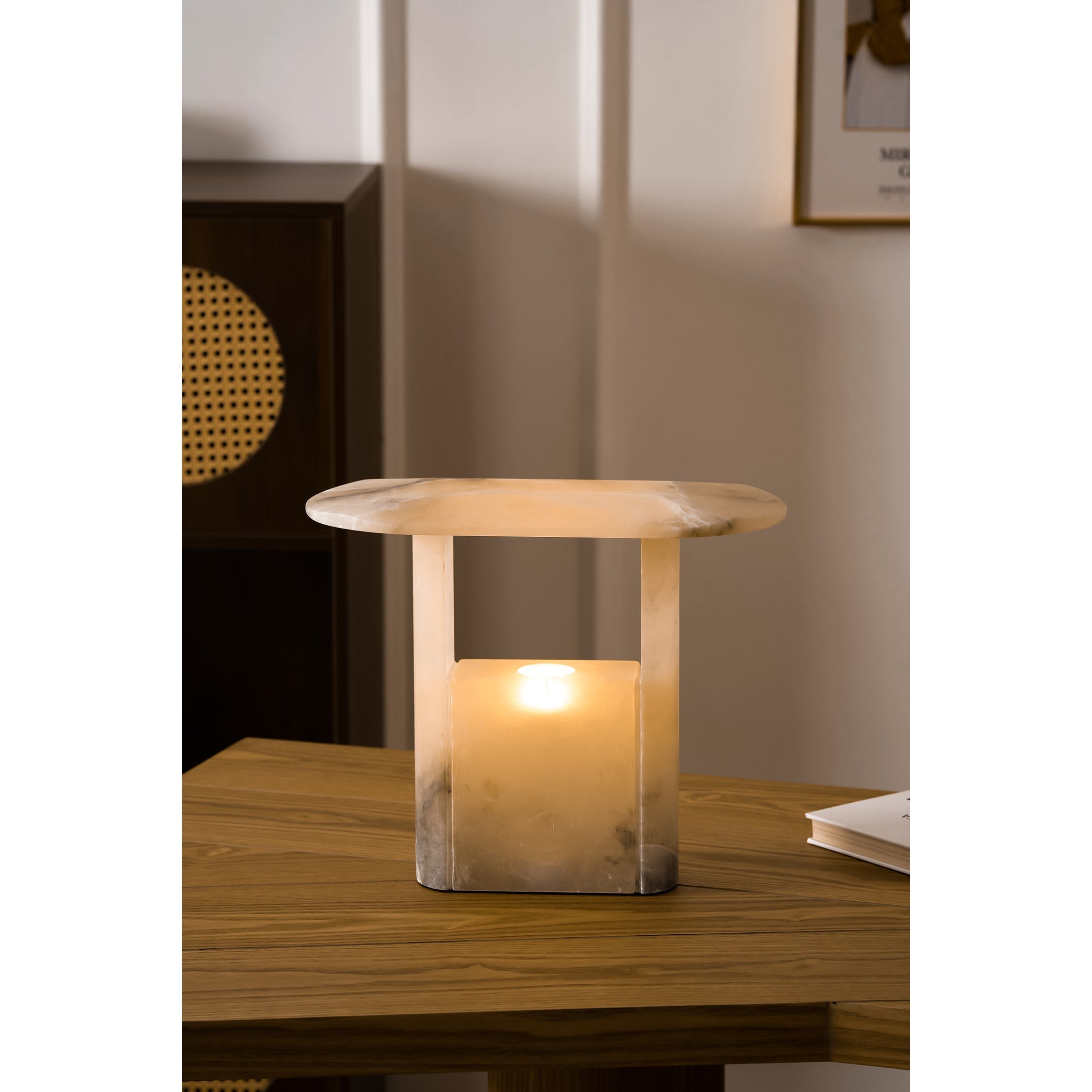 Pagoda Alabaster Table Lamp - Zonesus