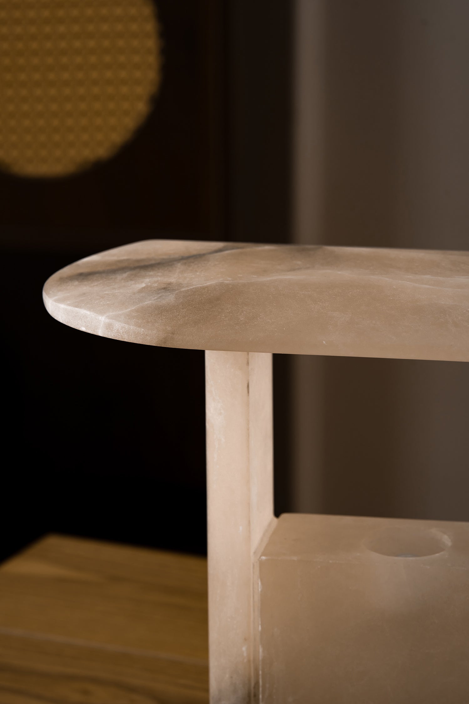 Pagoda Alabaster Table Lamp - Zonesus