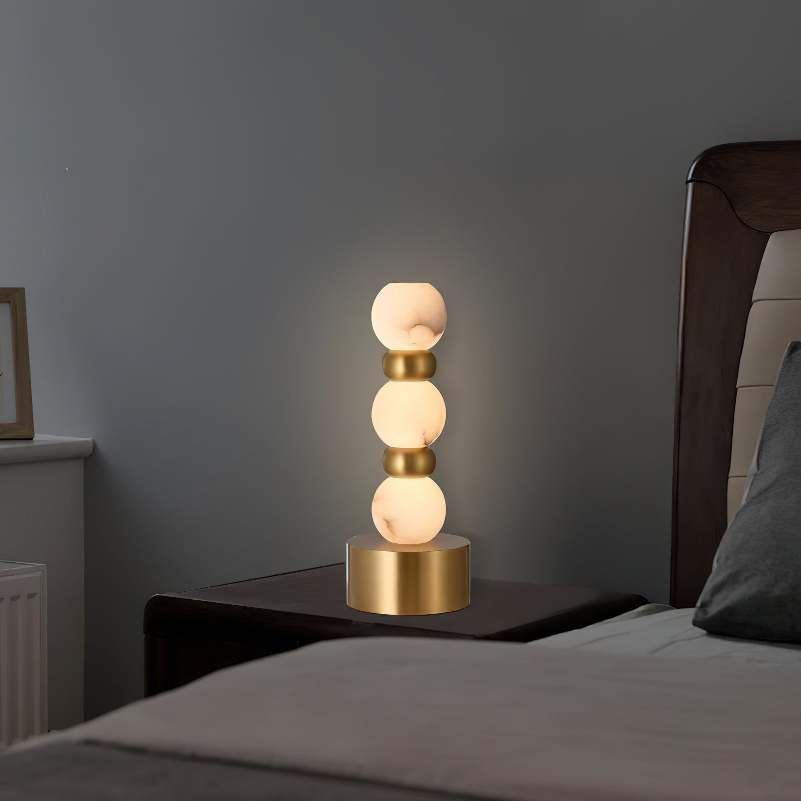 Pearl Alabaster Table Lamp - Zonesus
