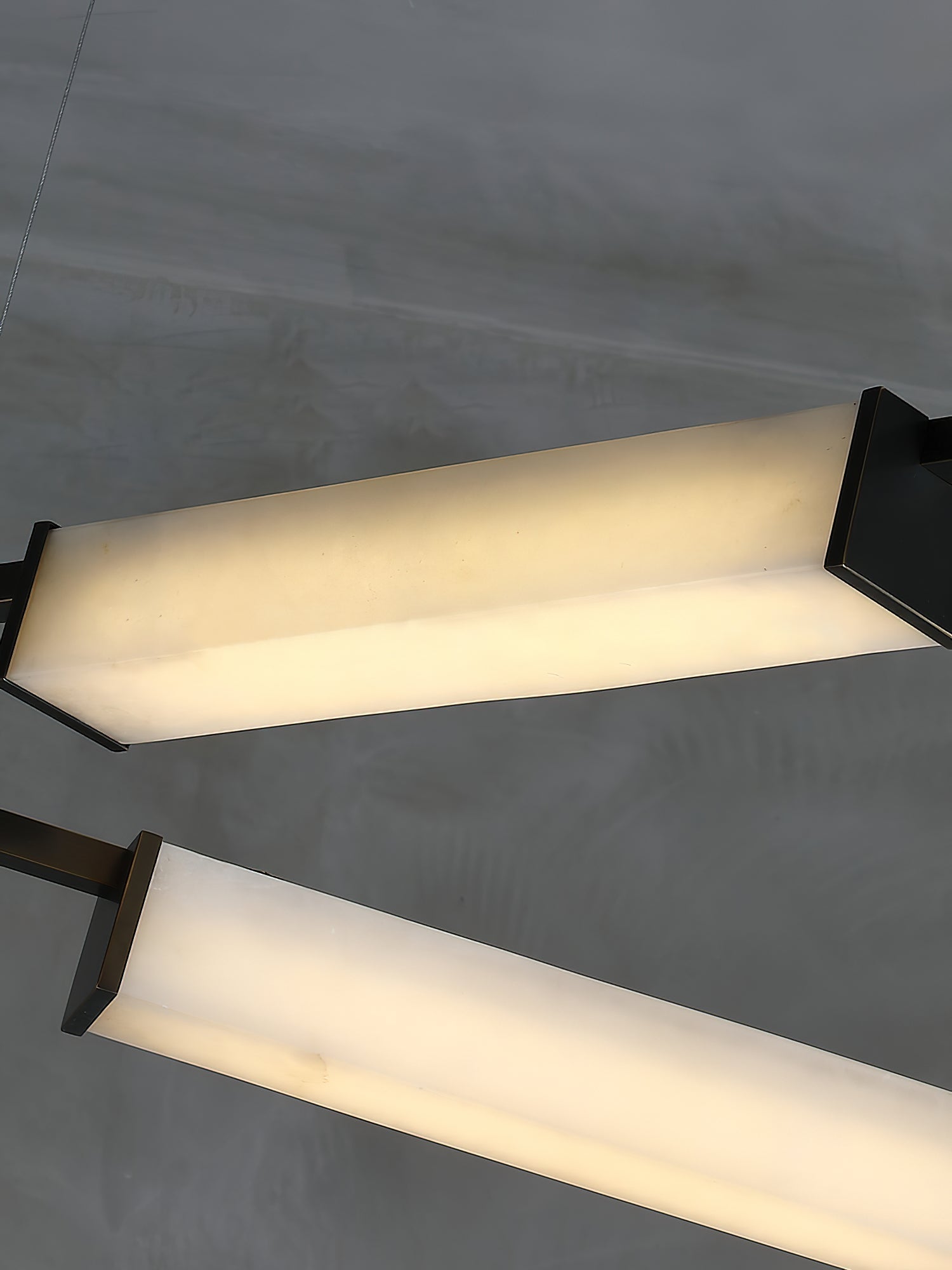 Resident Alabaster Chandelier - Zonesus