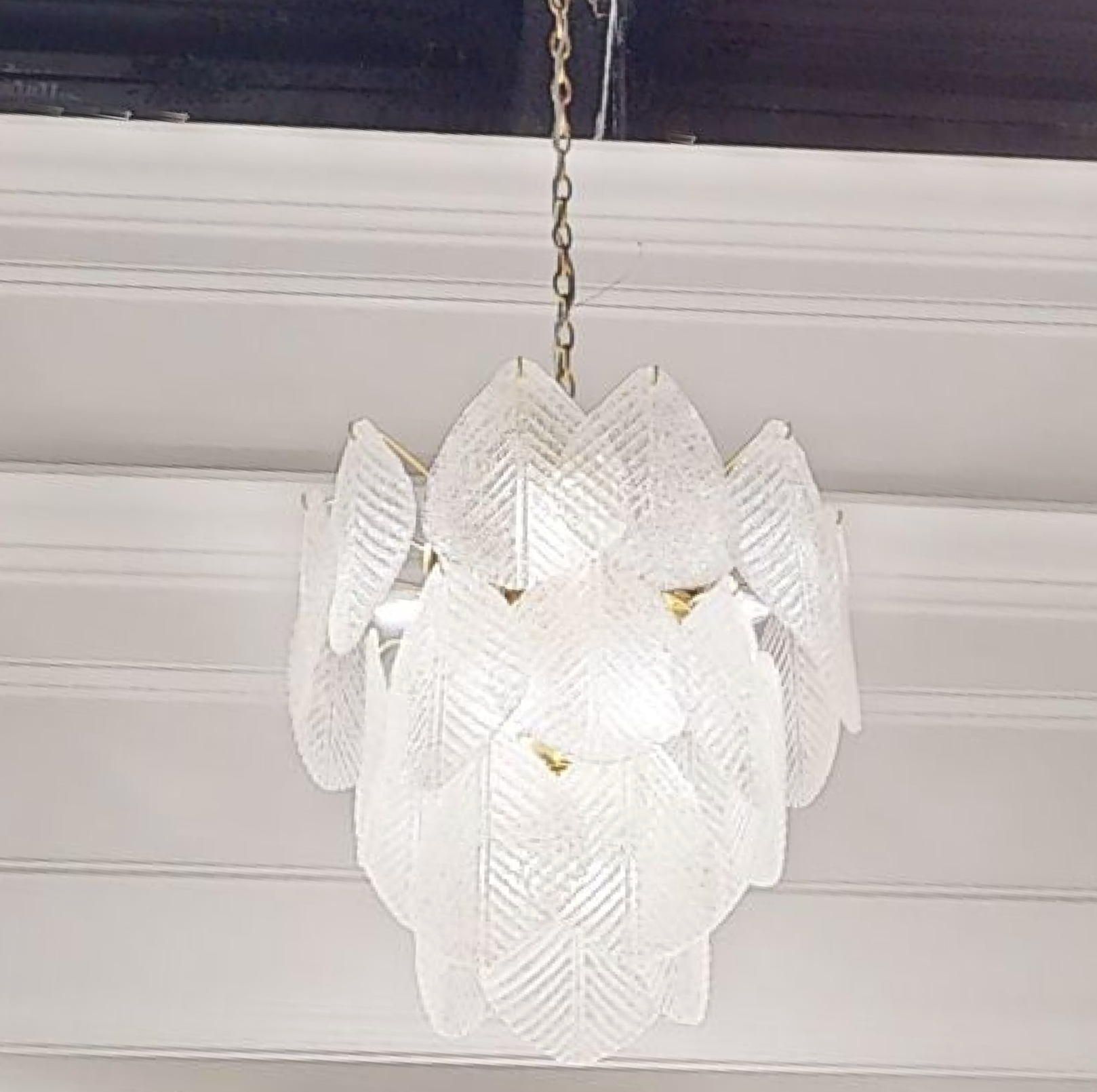 Antique Gold Frosted Glass Nine-Light Chandelier with Cascading Petal Design - Zonesus