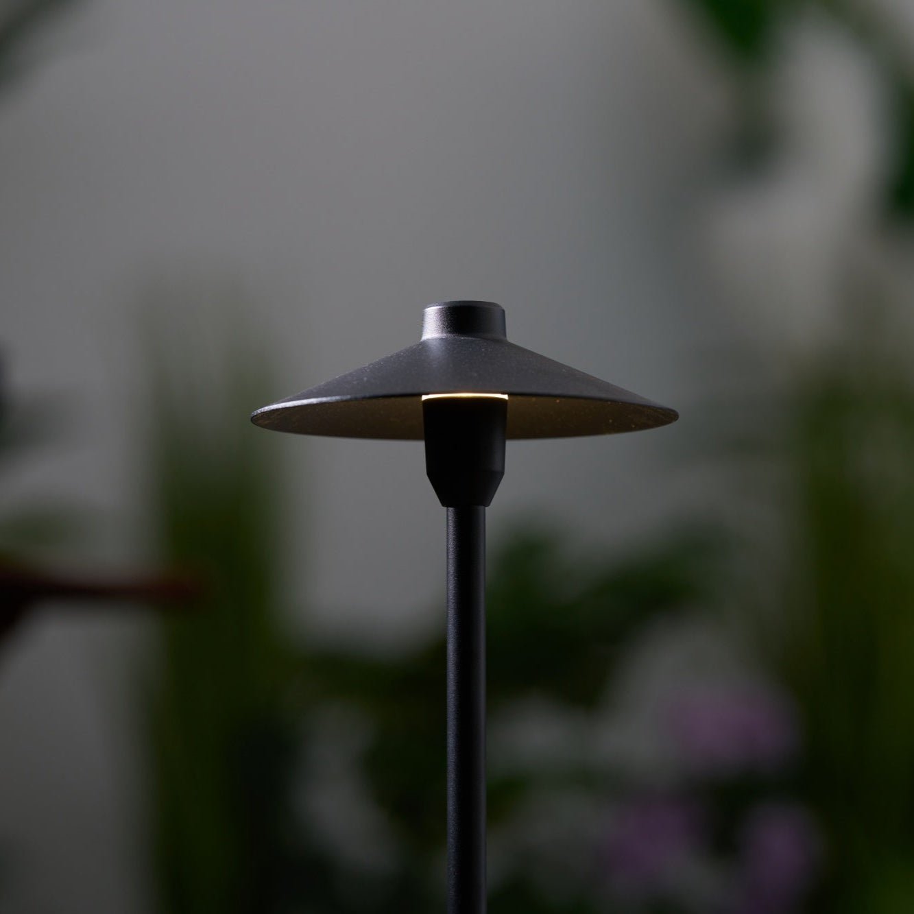 HaloShade Outdoor Path Floor Lamp