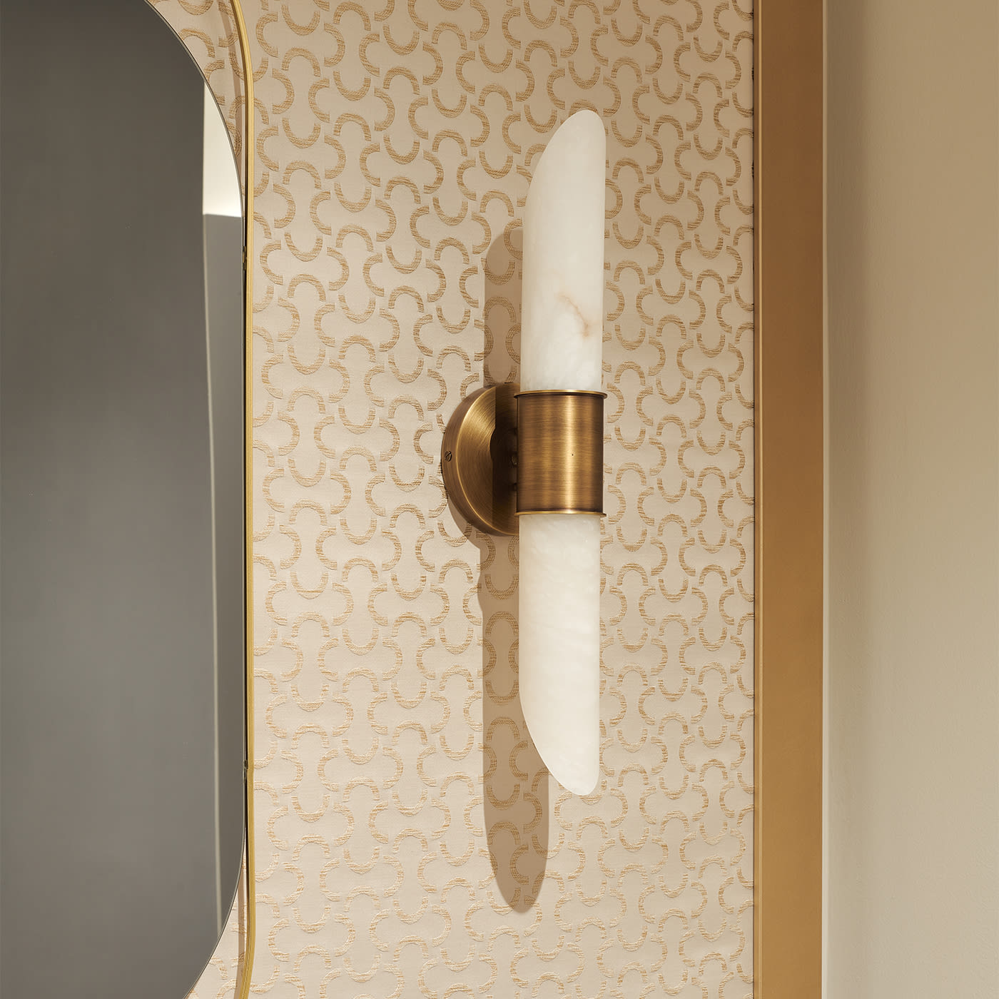 Tabitha Alabaster Wall Lamp - Zonesus