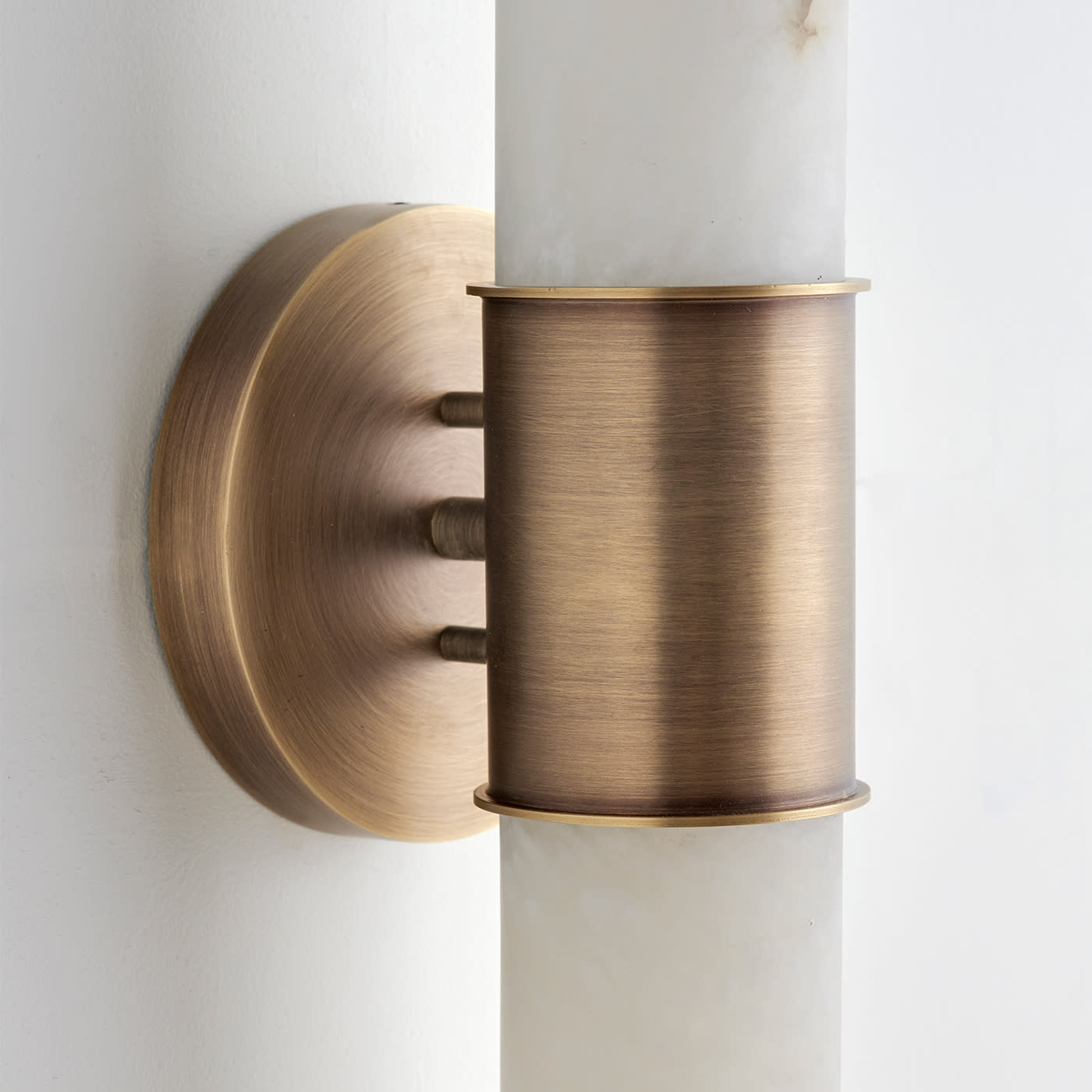 Tabitha Alabaster Wall Lamp - Zonesus