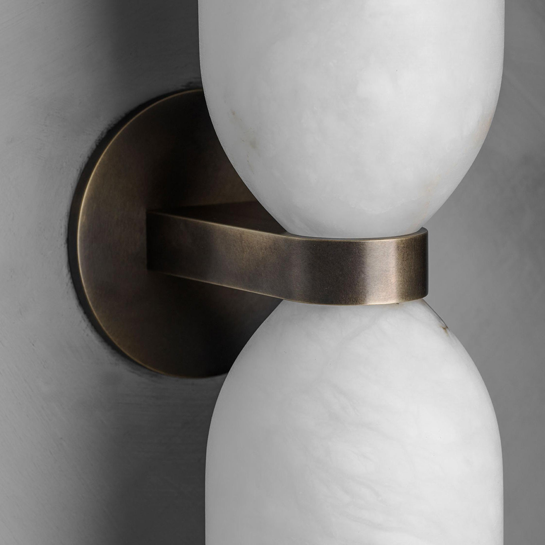 Tandem Alabaster Wall Lamp - Zonesus