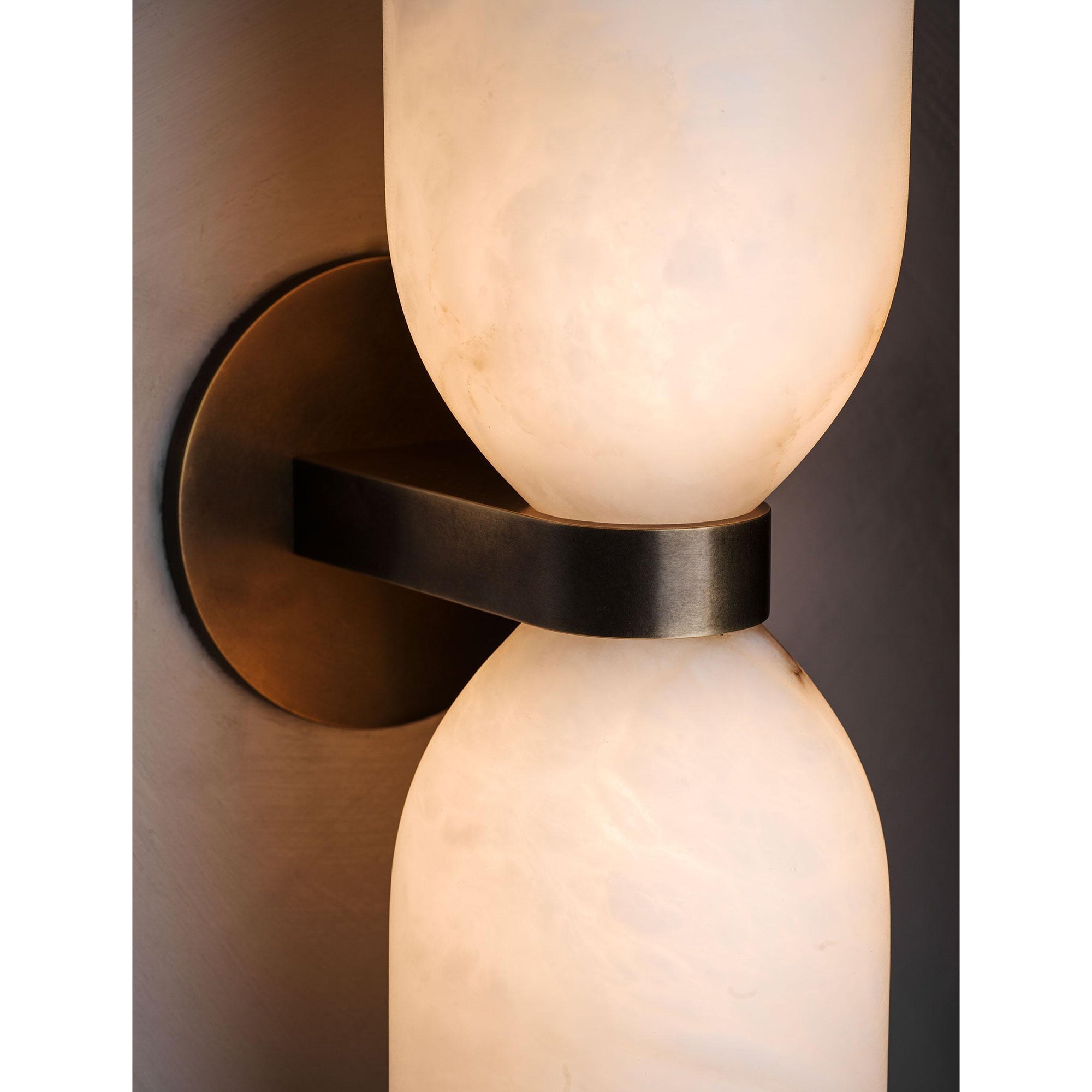 Tandem Alabaster Wall Lamp - Zonesus