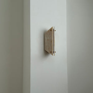 Vivien Alabaster Stone Wall Lamp - Zonesus