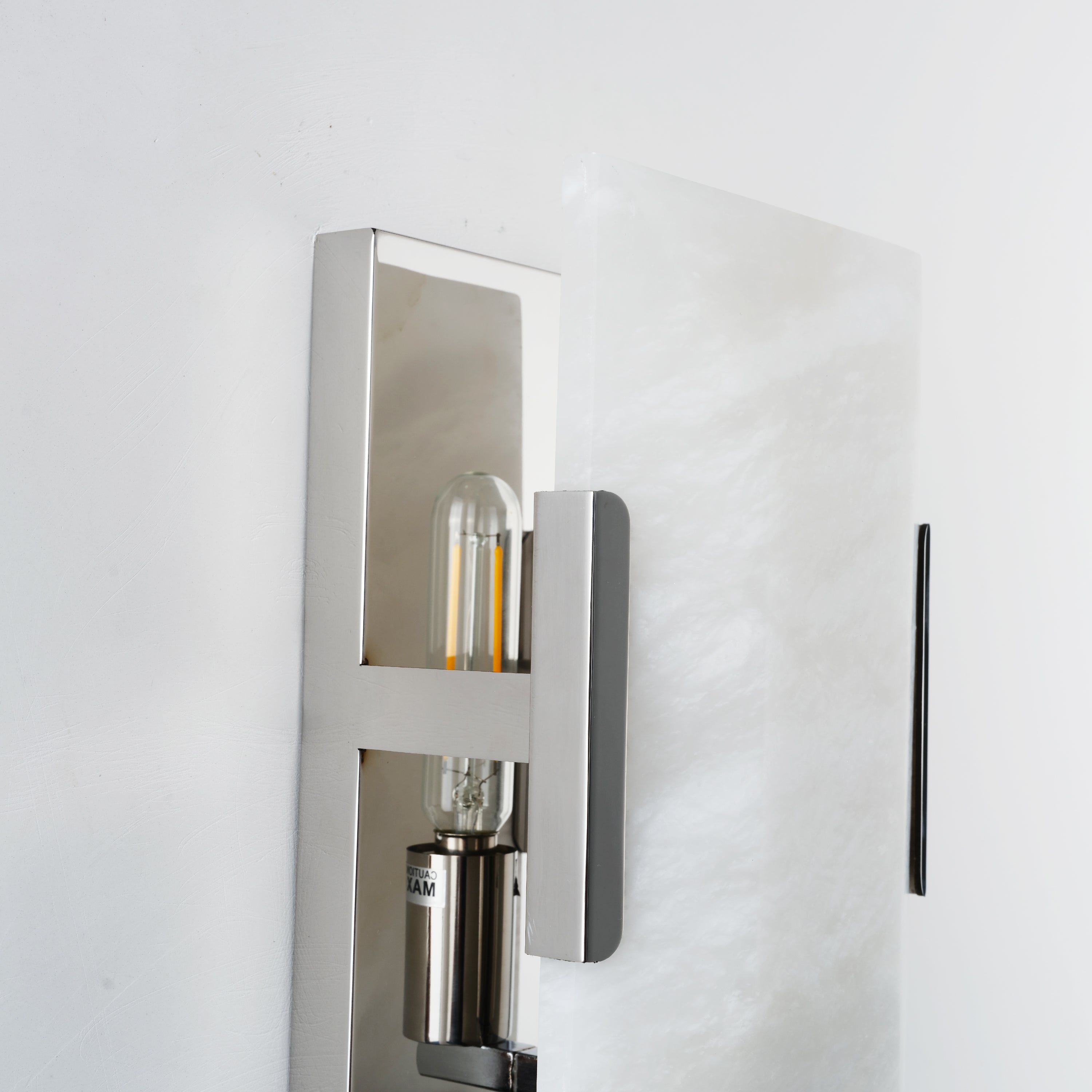 Harllow Calcite Single Wall Sconce 6“ - Zonesus