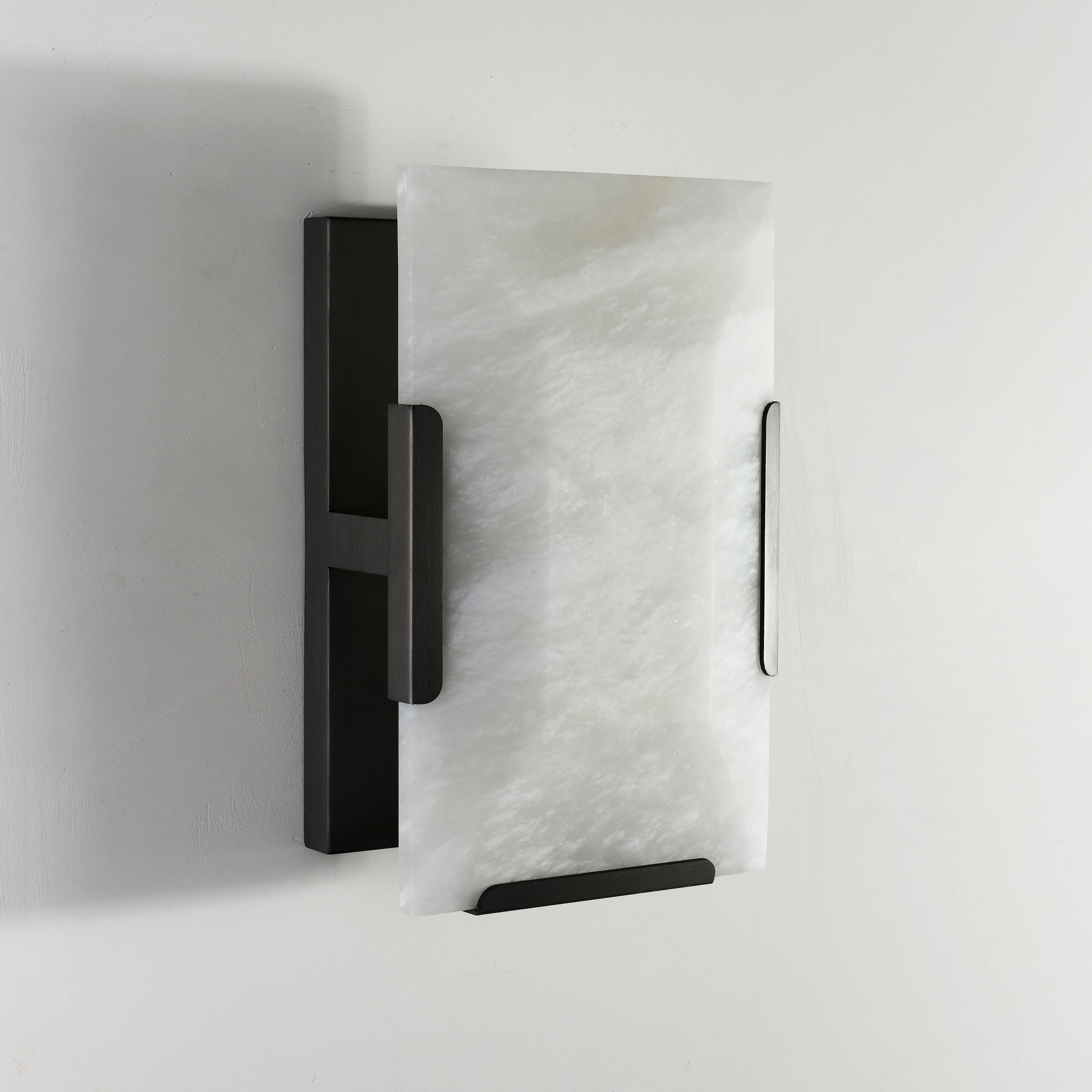 Harllow Calcite Single Wall Sconce 6“ - Zonesus
