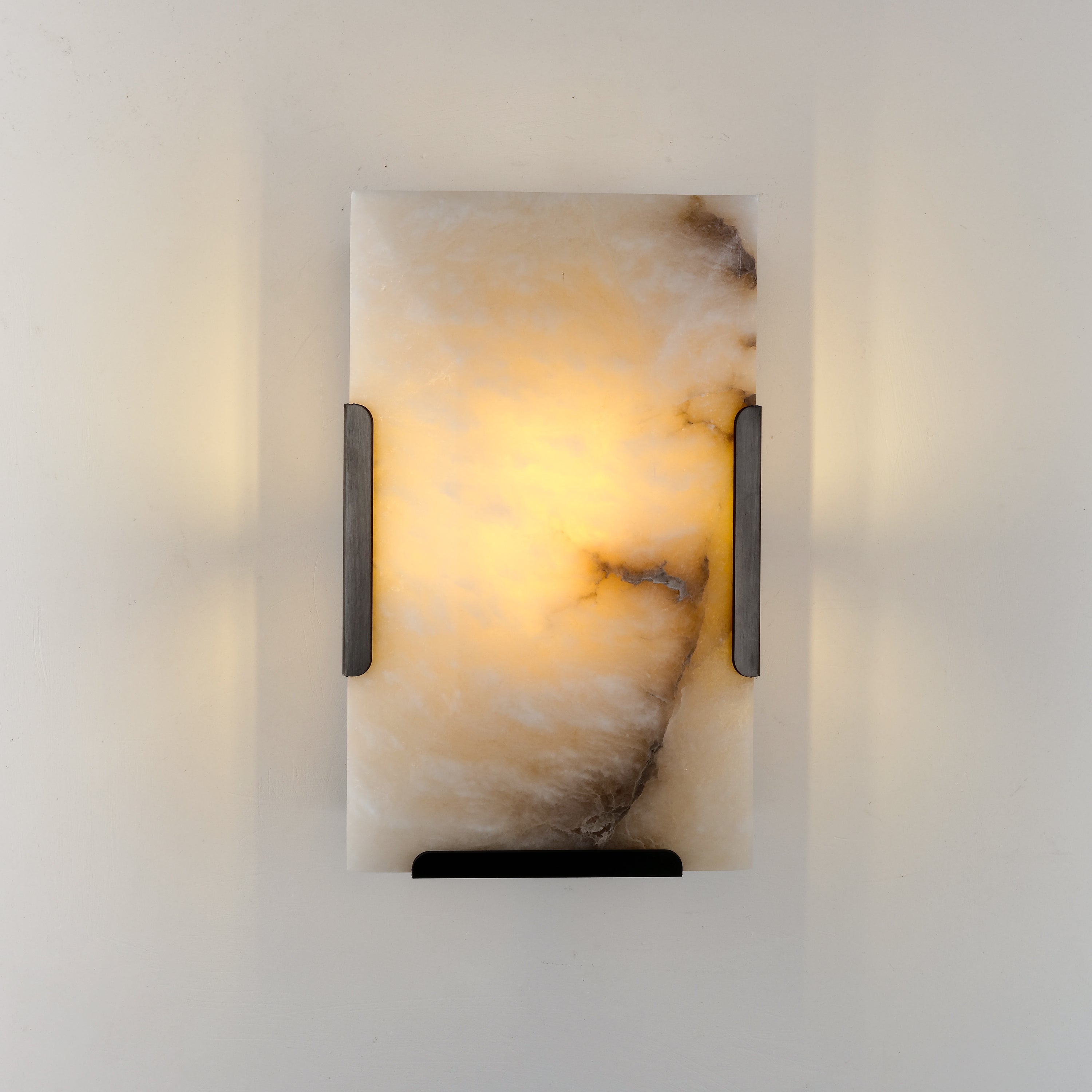 Harllow Calcite Single Wall Sconce 6“ - Zonesus