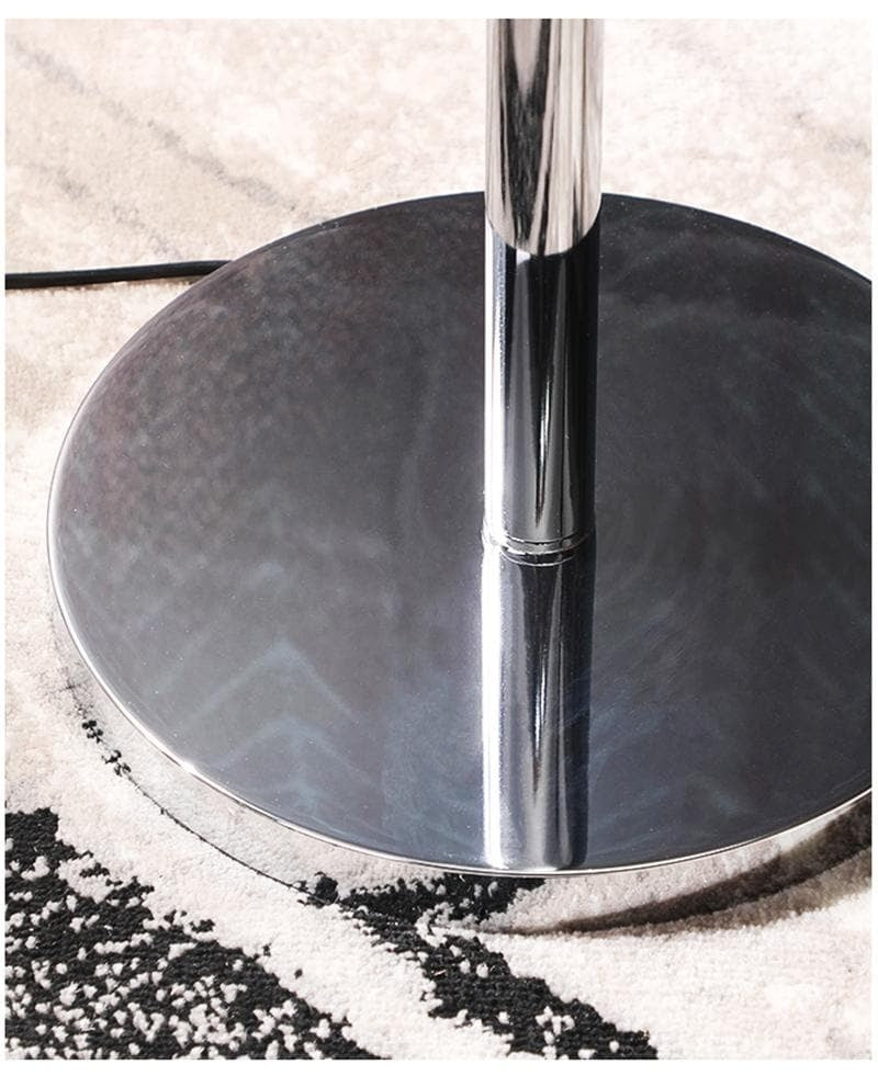Alisa Luxury Hardware Aluminum Chain Tassel Floor Lamp - Zonesus