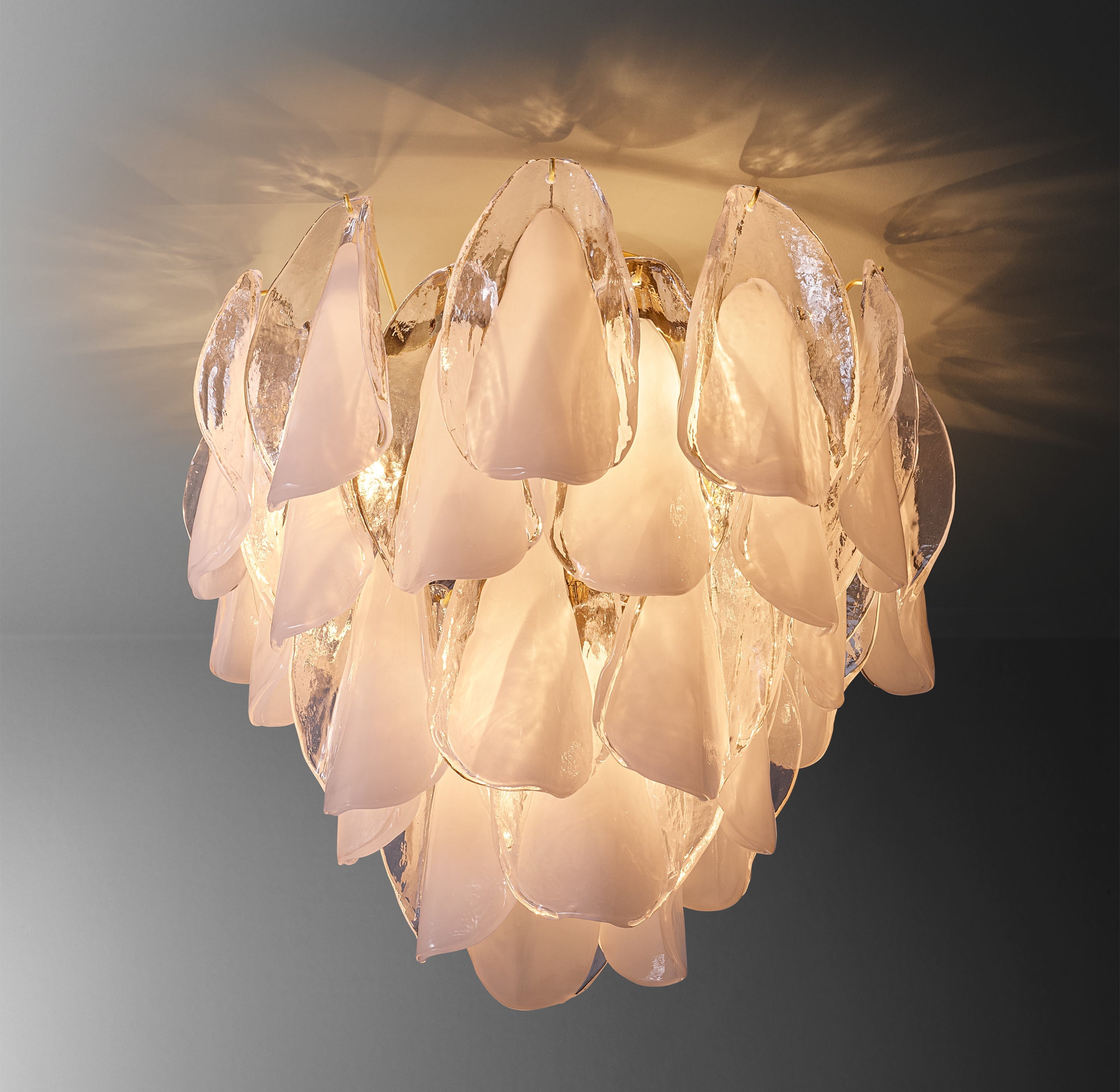 Petal Glass Flushmount 18''D - Zonesus